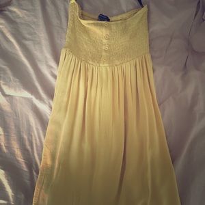 Little yellow dress